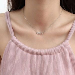 💫💕 Infinity Style Fashion Necklace 💕💫